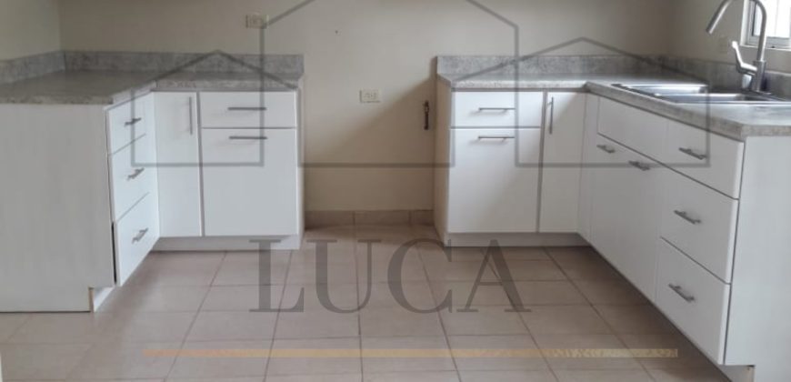 Residencia en Renta Cedros